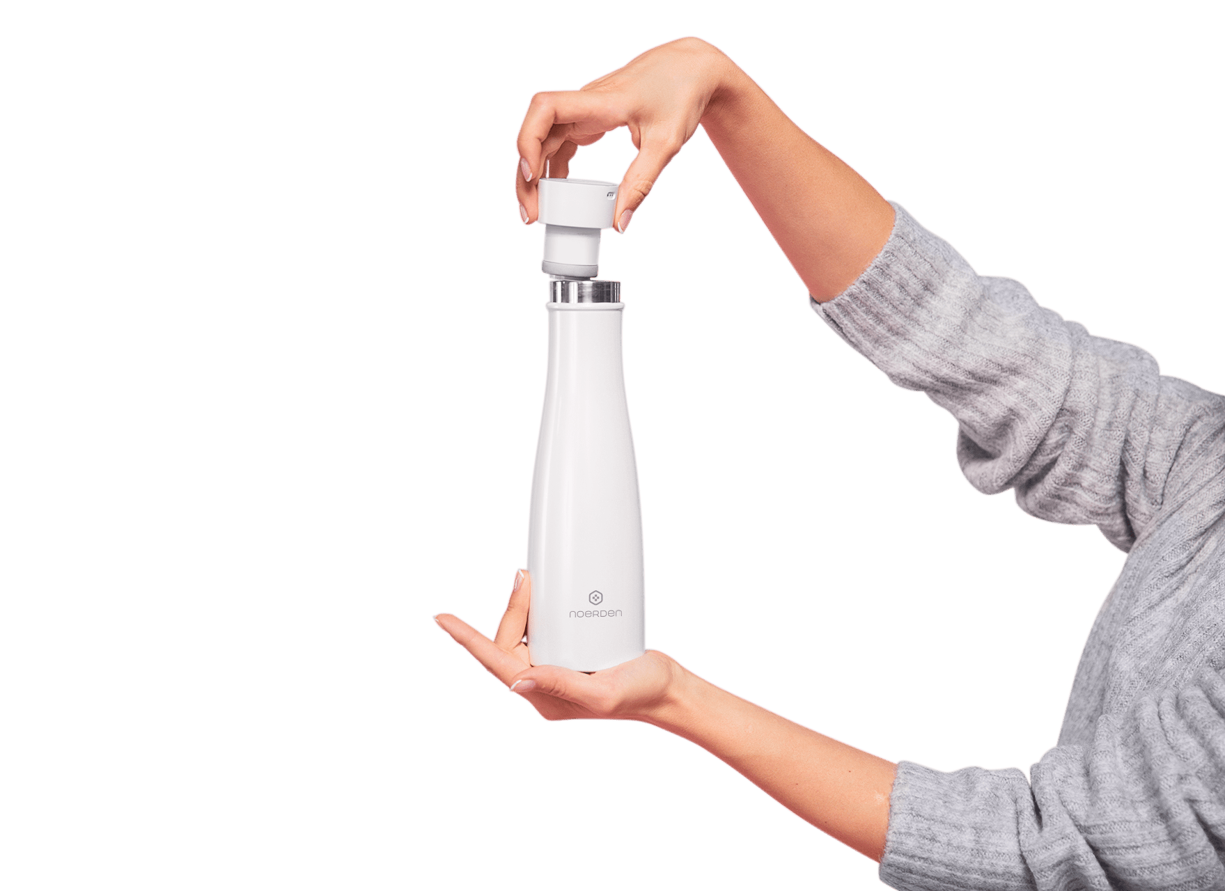 LIZ, the Smartest Self-Cleaning Bottle Launchs July 30, 2019