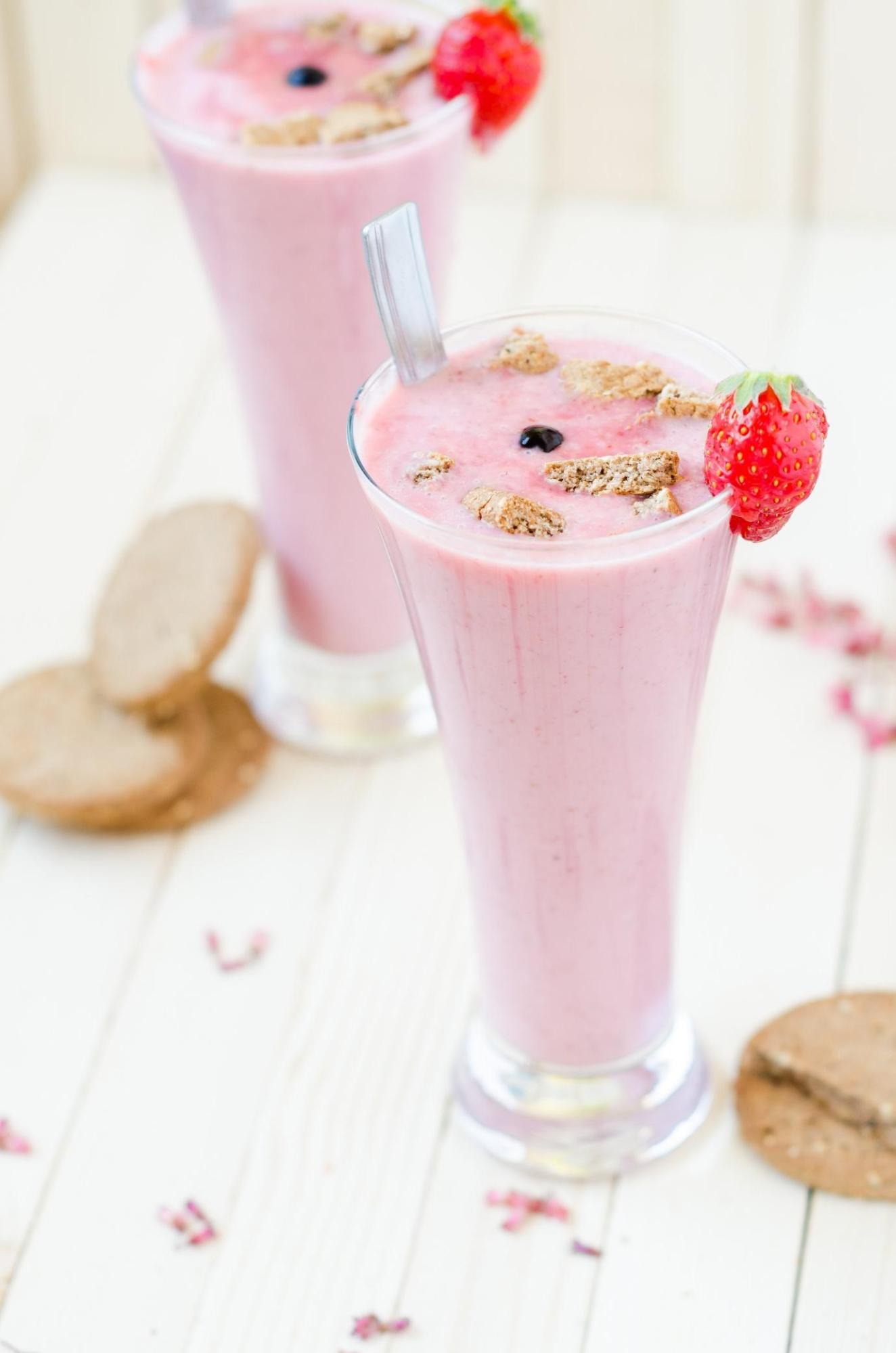 Fruits that you Can Add to your Keto Strawberry Shake