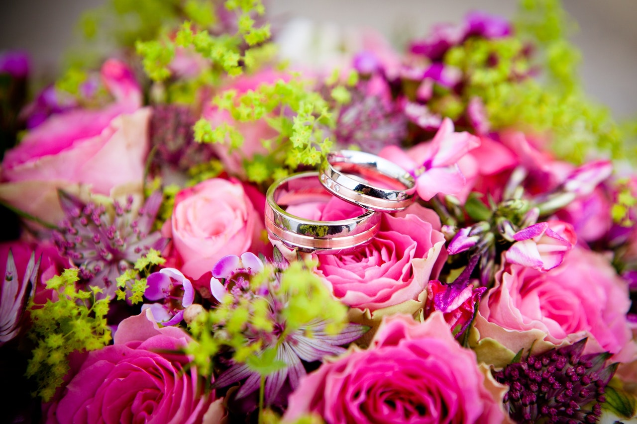 Why Choose Artificial Flowers For Your Special Day?