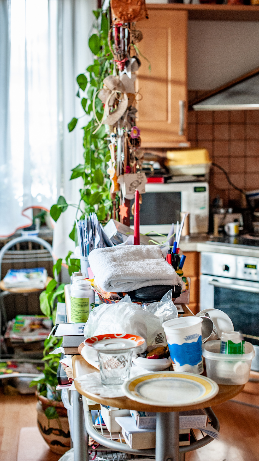 Are You a Hoarder 4 Warning Signs to Watch out For