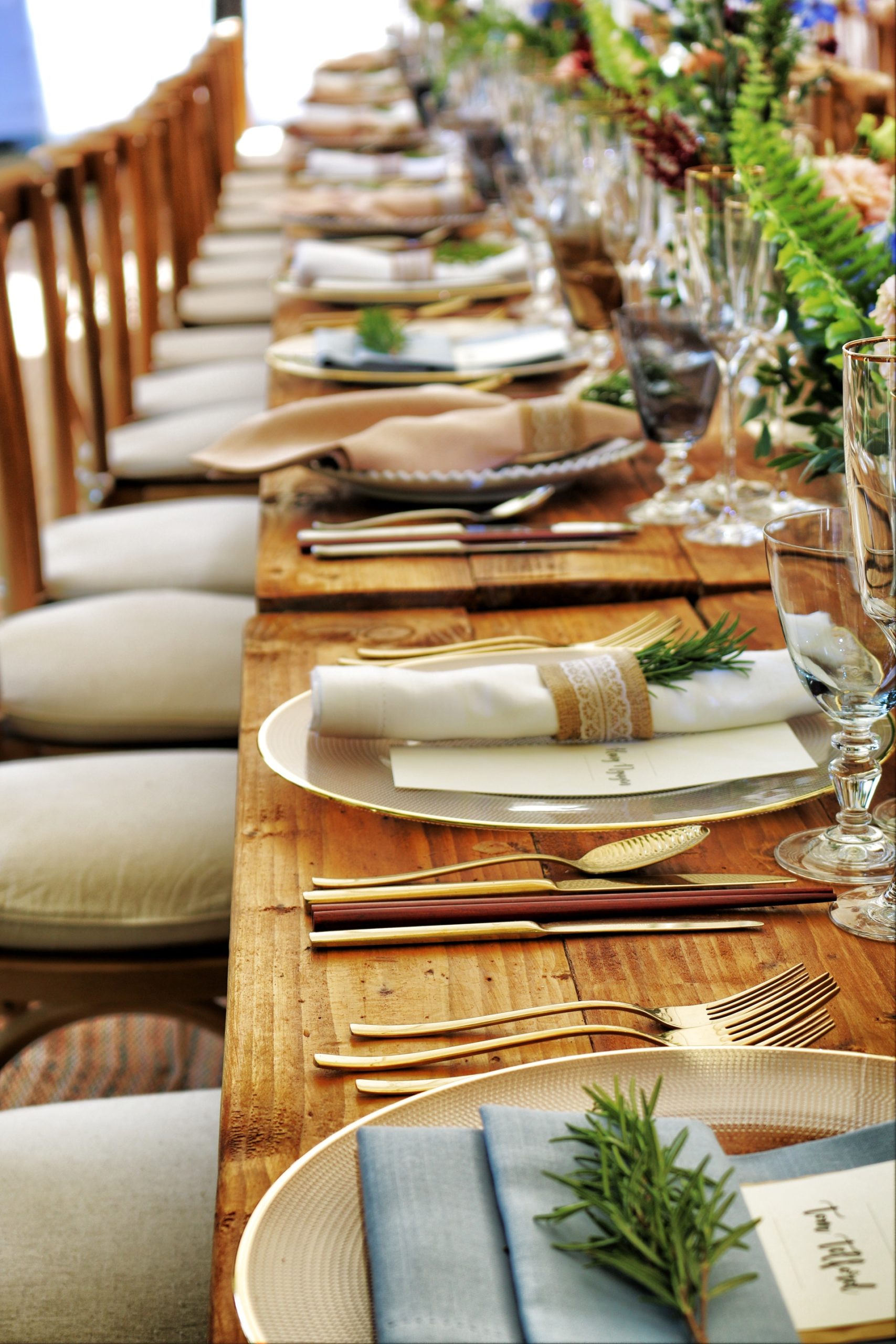 How To Throw The Perfect Dinner Party