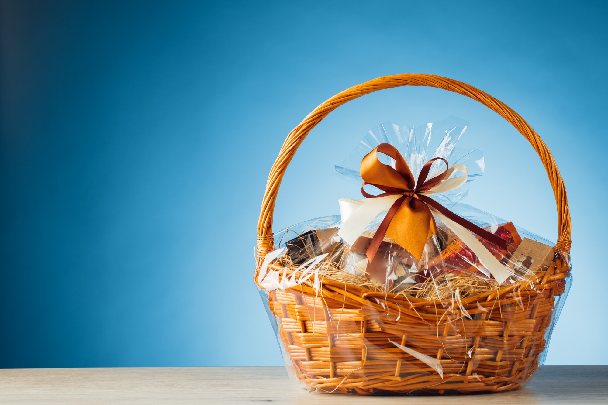 5 Wonderful Beauty Gift Basket Ideas for the Women in Your Life