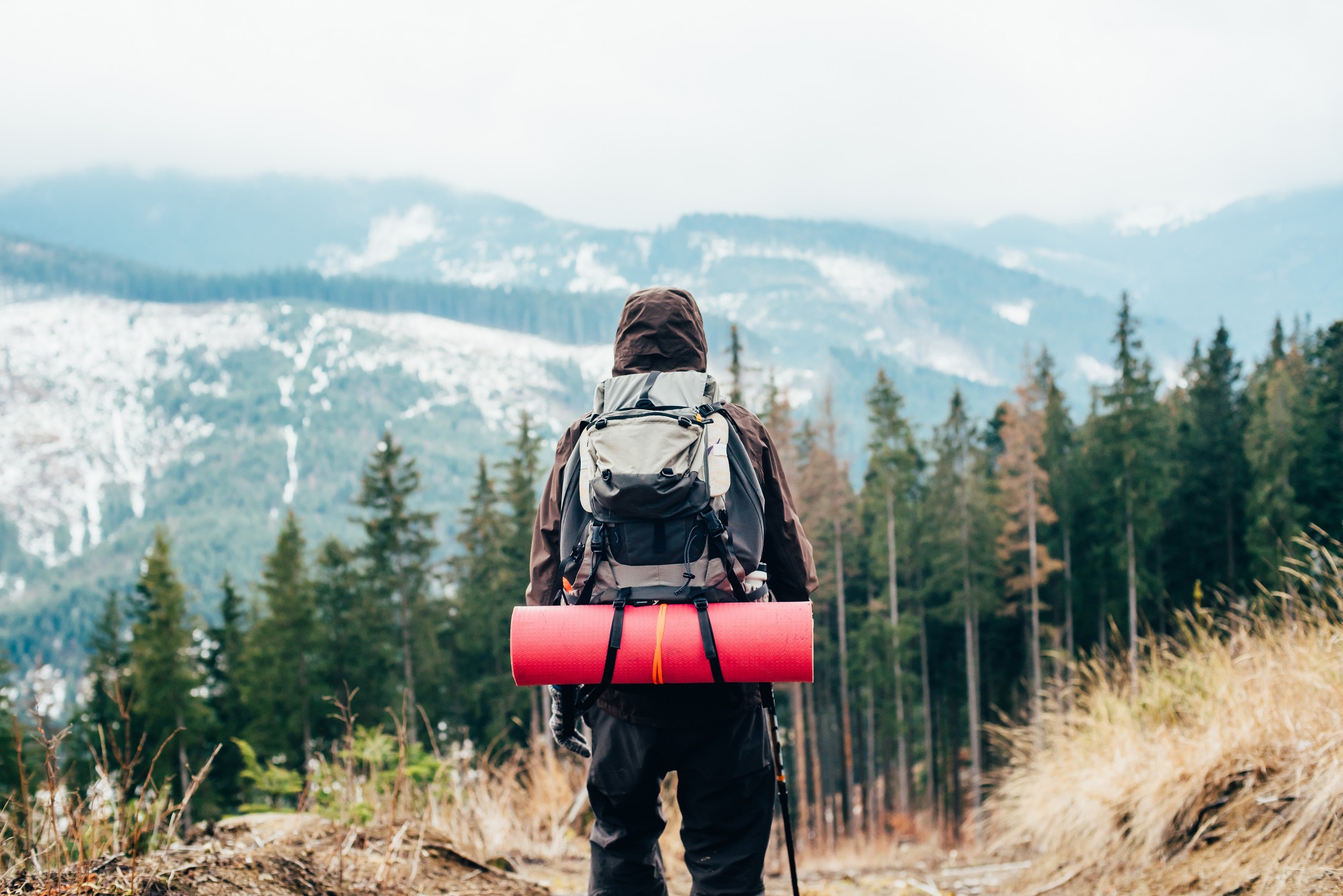 10 Essentials to Pack for Your Overnight Hike