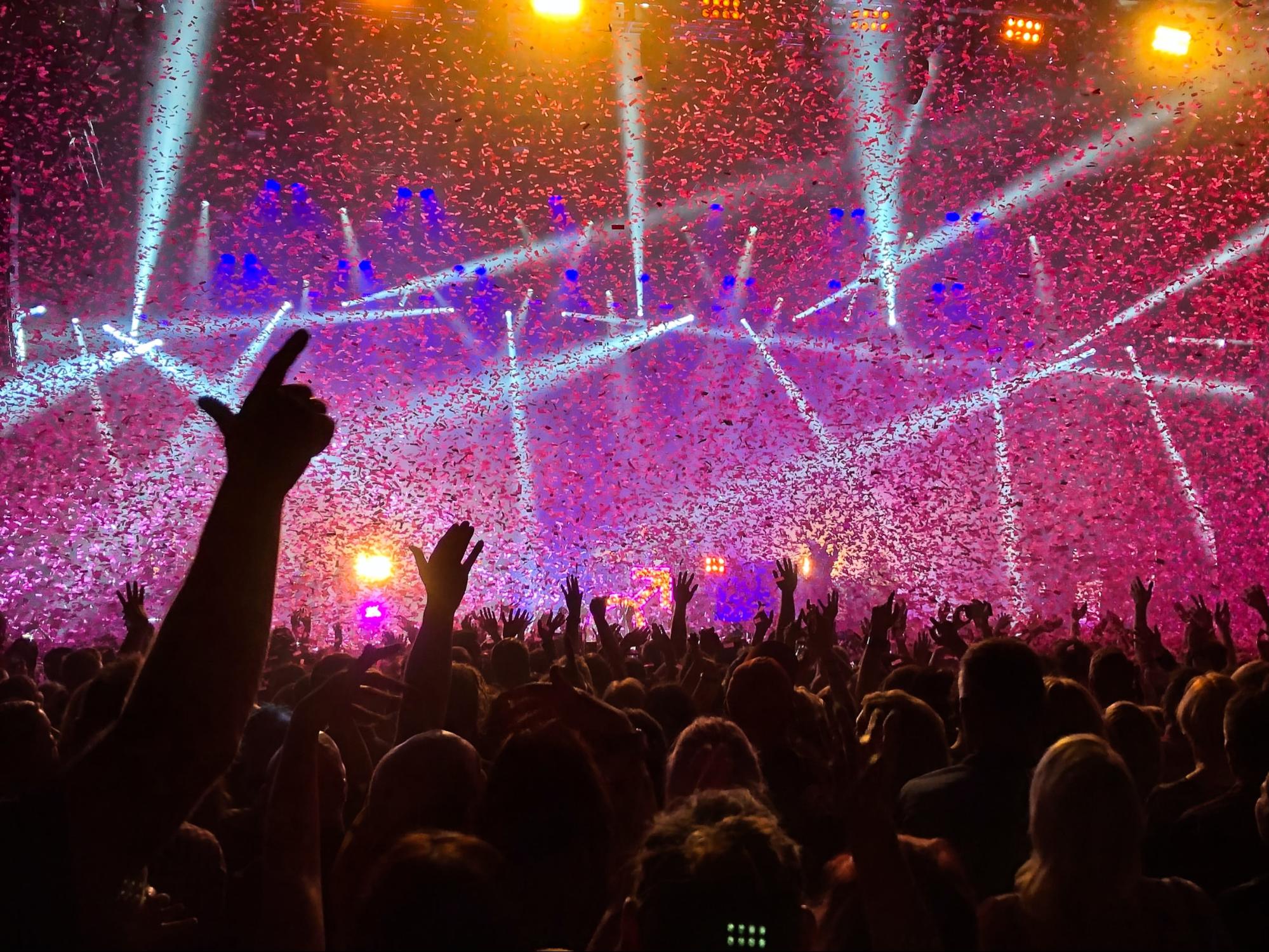 Event Effects - 5 Methods For Creating Stunning Visual Effects At A Concert