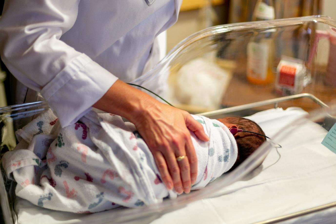 What Happens in the Event of a Home Birthing Emergency?