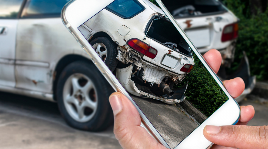 Do These 5 Things Before You Leave the Site of a Motor Vehicle Accident