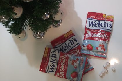 Stocking Stuffers Welch's Fruit and Yogurt Snowballs 2021