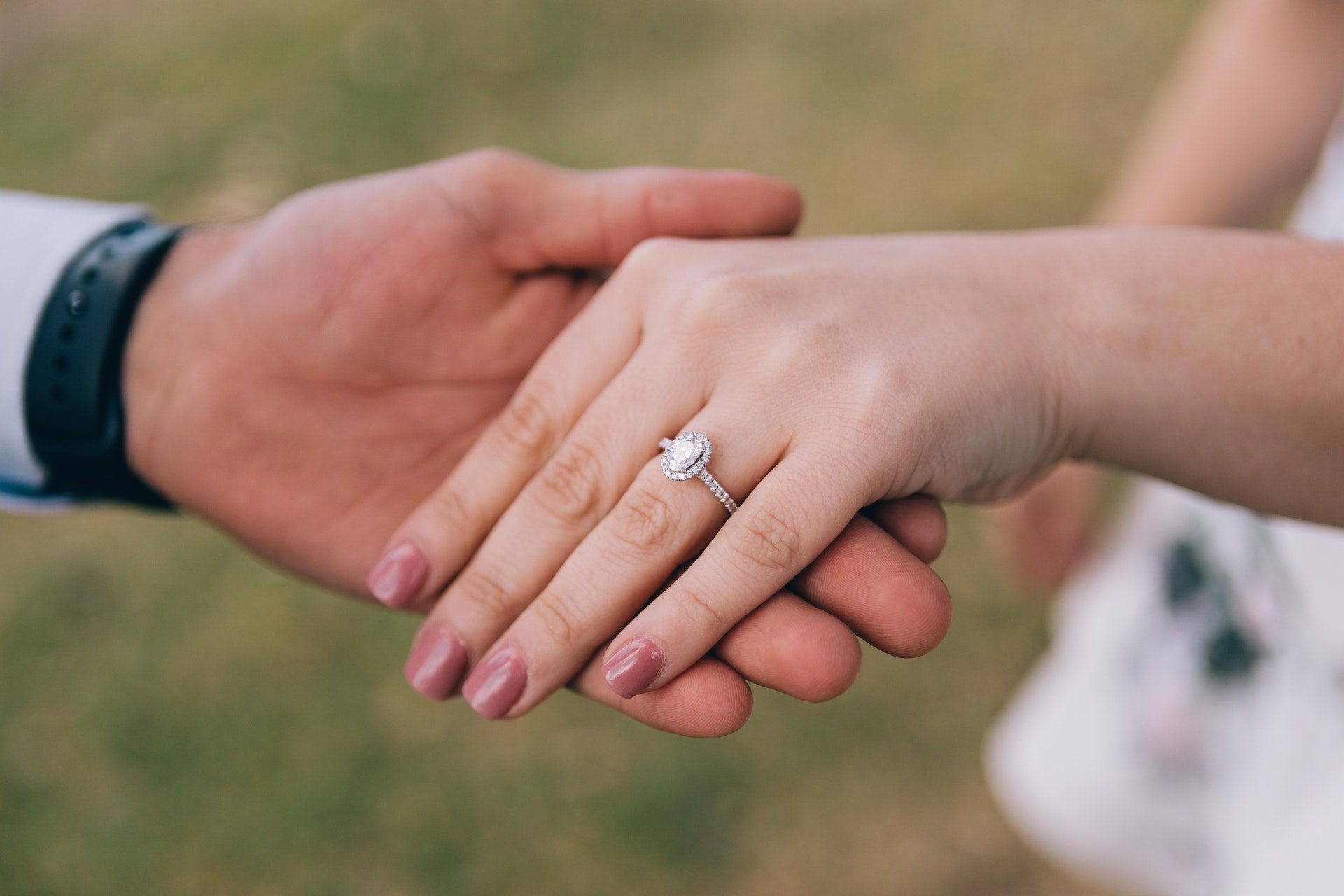 Design Your Dream Engagement Ring: Tips and Tricks For Creating The Perfect Custom Ring