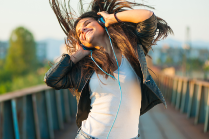 Ways Music Benefits the Brain and Body Health According to Research