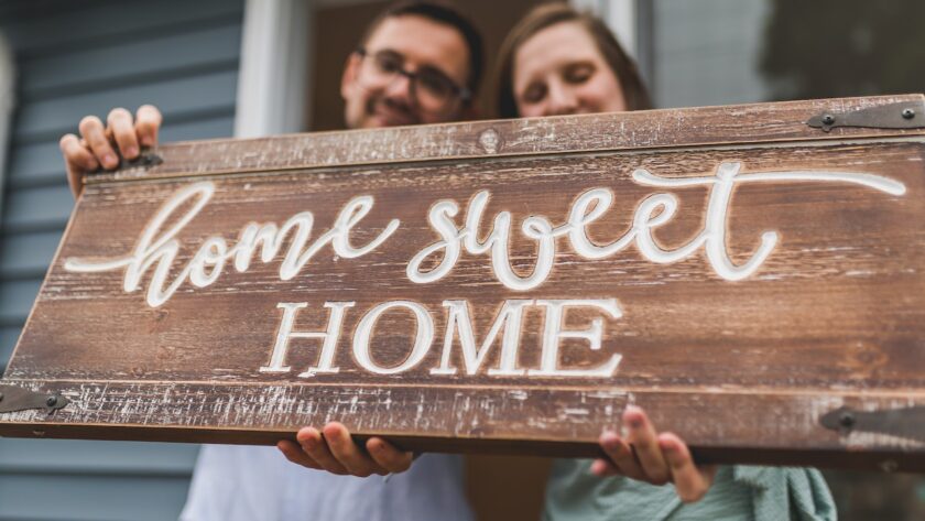 5 First-Time Home Buying Tips for Newlyweds