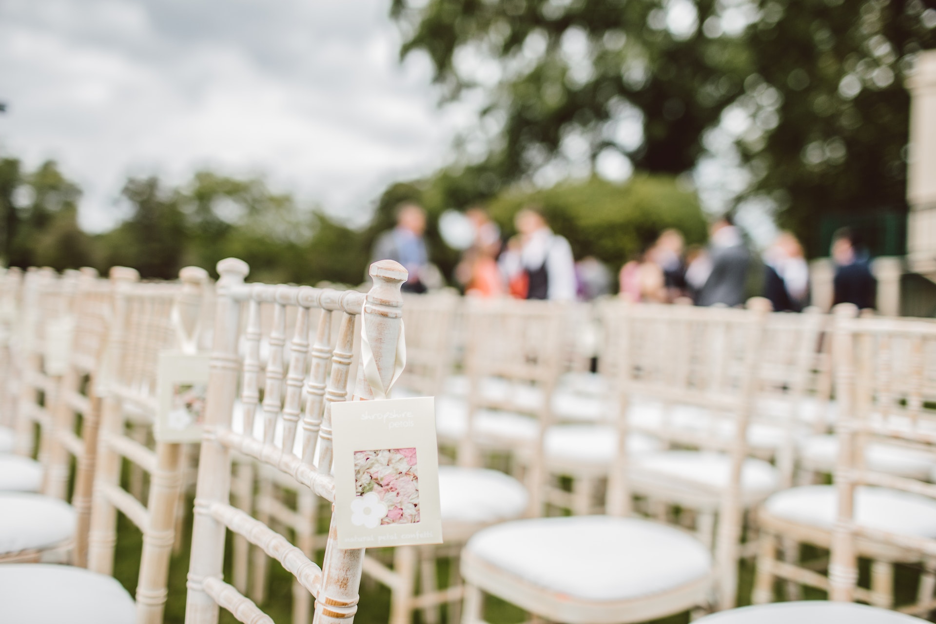 Should You Opt For An Outdoor Wedding