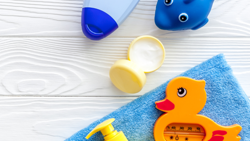 What Are the Best Bathtub Accessories for Kids