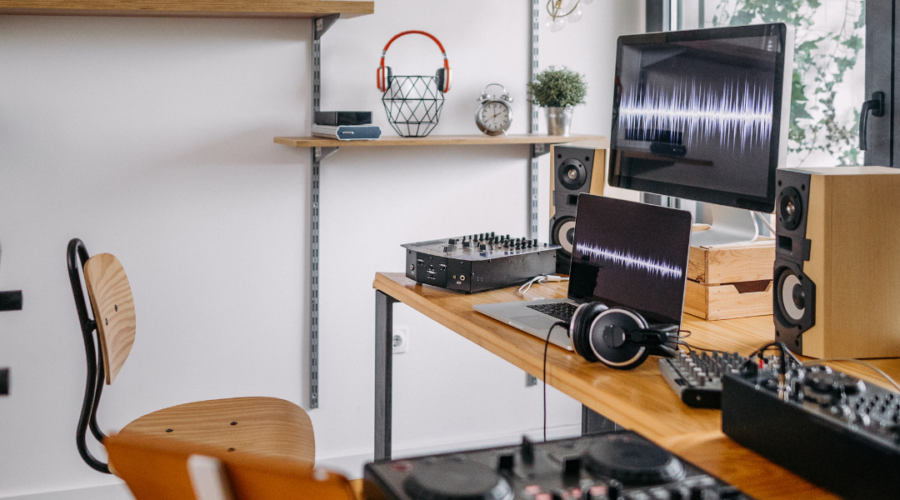 Building a Home Studio for Online Music Production: Equipment Essentials