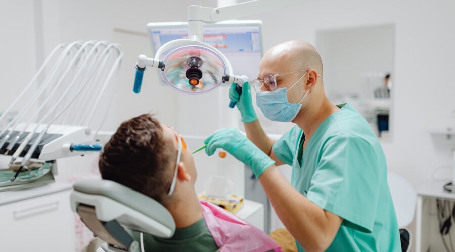 6 Common Reasons to Visit a Dentist