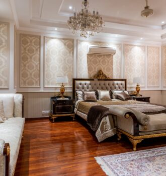Feel like royalty: 9 tips for a more luxurious bedroom