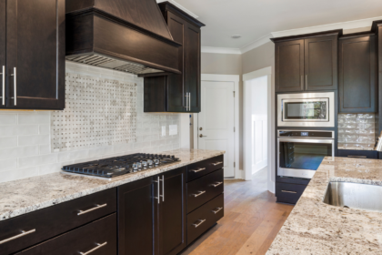 Quartz or Granite: Choosing the Best Countertop for Your Home