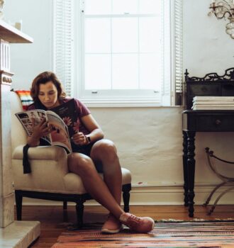Transform Your Tiny Corner into a Dreamy Reading Nook